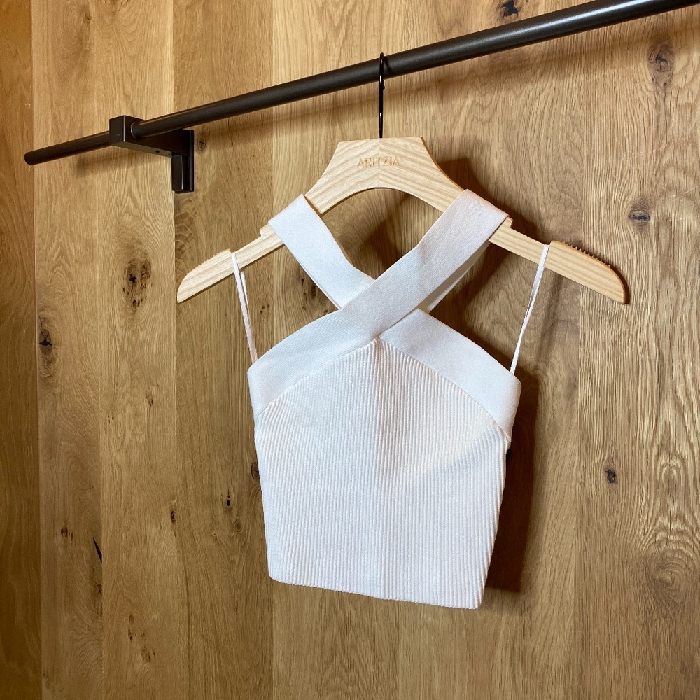 Sculpt Criss-Cross by Aritzia